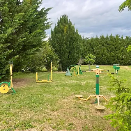 Domek alpejski Avec Piscine A *
